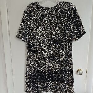 Vici Sequin Short Sleeve Sequin Dress - Black & Silver